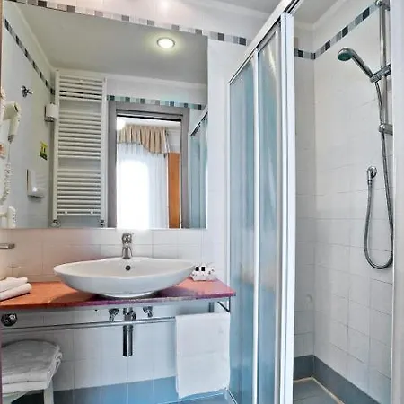 Imperia 3*