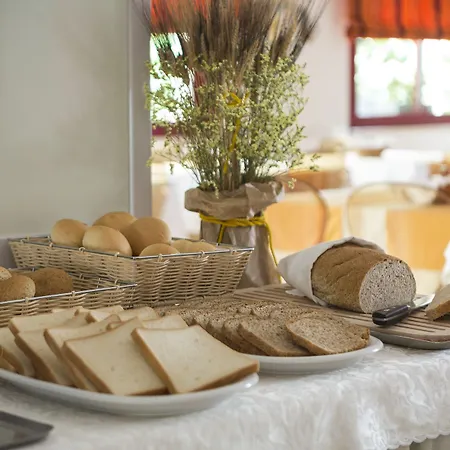 Imperia Hotel 3*