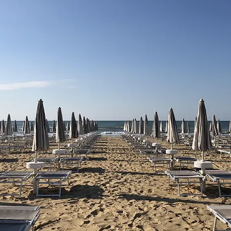 Imperia Hotel